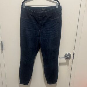 Judy Blue Dark Wash pull on  Jeans 26 inch inseam faux front pockets
